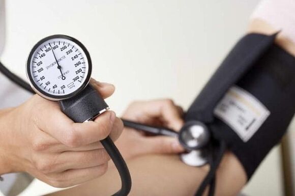 Водена дијета је забрањена ако имате висок крвни притисак